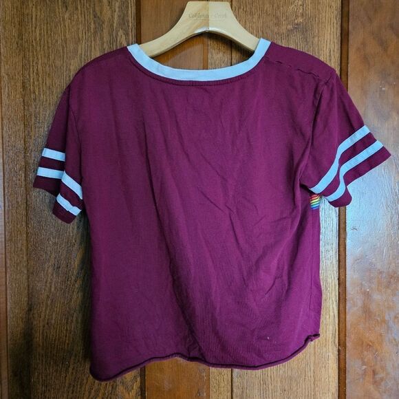 Disney Mickey Mouse Burgundy Rainbow Cropped T‑Shirt Women’s Medium 90s Tee - Picture 2 of 6